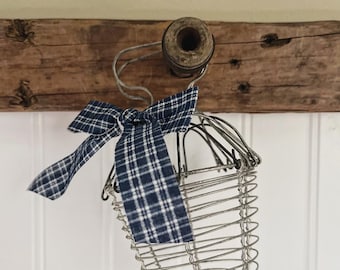 Vintage Petite French Wire Egg Basket: Farmhouse Kitchen Decor