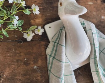 Vintage Goose Duck Apron Tea Dish Towel Holder Hook Ceramic Farmhouse Decor Large Faux Taxidermy Animal Head Cottage Style Kitchen Accessory