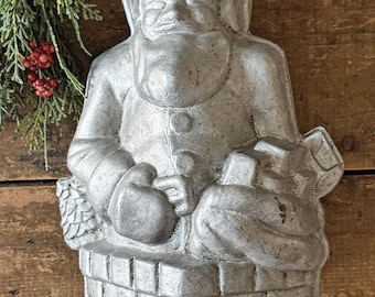 Vintage Nordic Ware Santa Claus Cake Mold, Christmas Kitchen Decor