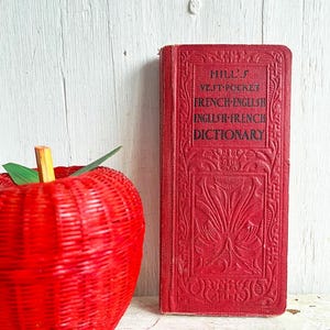 Rare Antique Hills Vest Pocket English French Language Dictionary 1898 Reference Travel Book Guide How To Alphabetical Tabs