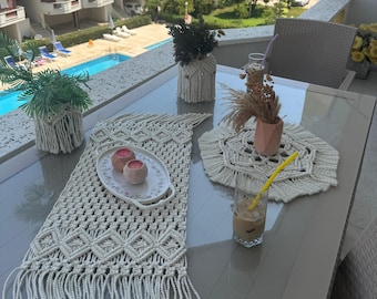 Handgemachter Makramee Tischläufer, Boho Home Decor