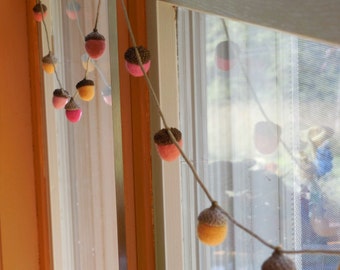 Felted Acorn Garland - 12 felted acorns - A mix of golden, pink, peach and coral felted acorns.
