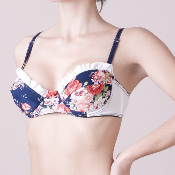 Reserved to Kat //  2 Soft Padded Bra Stamped with Flowers - 2 matching panties