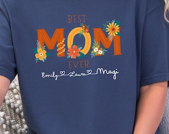 息子たちの名前入りママTシャツ、パートナーからの妊婦さんへのギフト、誕生日用のカスタムママTシャツ、母の日の服装、ママの誕生日プレゼント