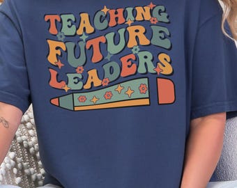 Camiseta personalizada Gildan 5000® para educadores, regalo para profesores de parte de los alumnos, atuendo para el primer día de clases, regalo de agradecimiento para el profesor.