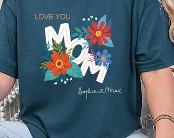 息子たちの名前入りママTシャツ、パートナーからの妊婦さんへのギフト、誕生日用のカスタムママTシャツ、母の日の服装、ママの誕生日プレゼント