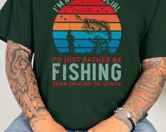 Camiseta Gildan 5000® Reel Cool para abuelo, regalo para amantes de la pesca, camiseta para papá en su cumpleaños, anuncio de embarazo para papá pescador, ropa vintage para pescadores.