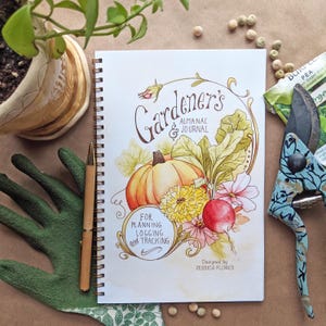 Set regalo Garden Journal con pagine illustrate per pianificare, creare elenchi, registrare le prestazioni, tenere traccia delle spese e molto altro ancora!