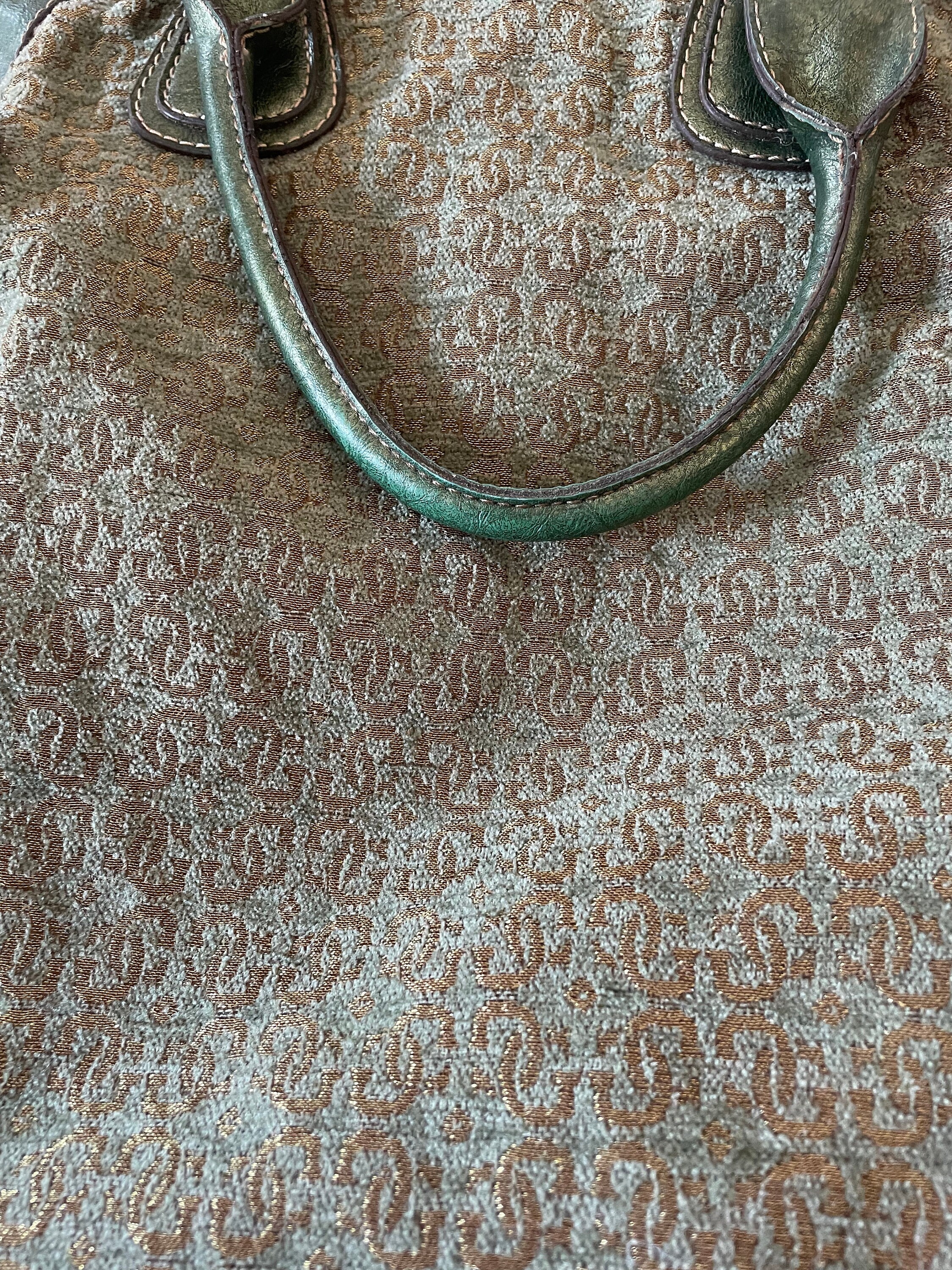 00's vintage GUESS シルバーブレスレット　アーカイブ　y2k GUESS - GUESS希少✨ ゲス クロス ブレスレット シルバー 十字架