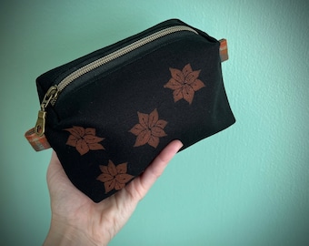 small toiletry bag/makeup bag/canvas/hand printed starflowers