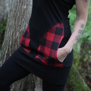 short sleeved hooded tunic dress with pockets/black with red/black checkered plaid/handmade to order