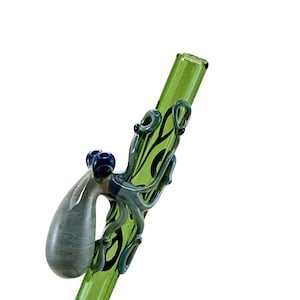 Octopus Glass Straw. Silver Amethyst Octopus on a Emerald Green 9&quot; Straw. BPA Free. Your Choice of Color. Custom Straw. Made to Order.