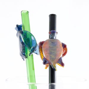 Pajita de cristal con forma de tortuga / Regalo para compañeros de trabajo / Pajita para tarro de cristal / Artículos de bar / Tortuga marina / Color a elegir / Hecho a pedido