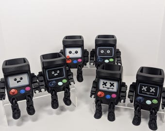 Arcade Desk Buddy: Flexible Pen & Pencil Holder