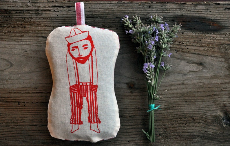 Le Solitaire / sachet lavender pillow / organic self homegrown lavender image 1