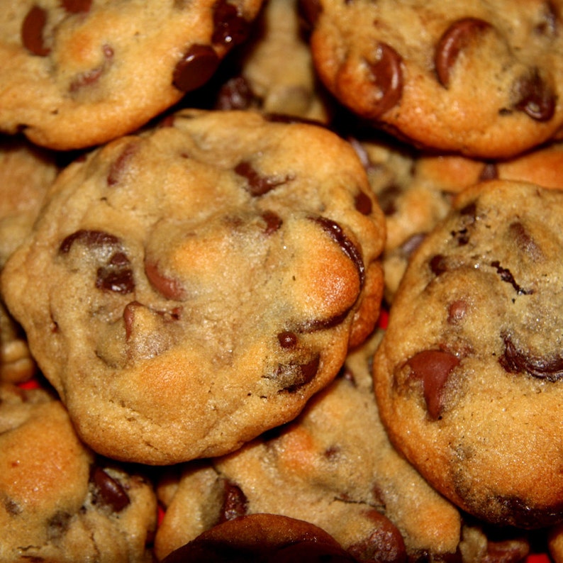 Ultimate Chocolate Chip Cookies image 3