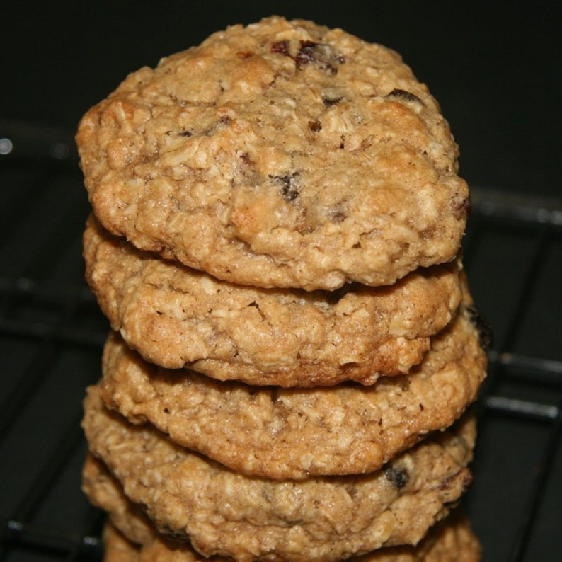 Oatmeal Raisin Cookies image 2