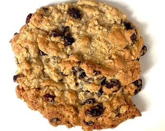 Jumbo Oatmeal Raisin Cookies