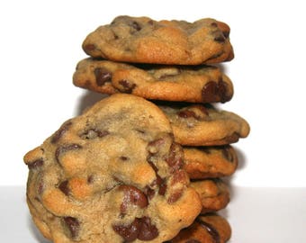ultimate chocolate chip cookies with walnuts