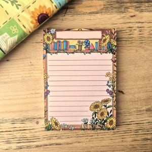 Sunflower Bookcase Notepad - A6 Bookshelf Notes, To Do - Stationery for Reader - Bookish Print - Reader Book Lover Gifts - Writing Pad