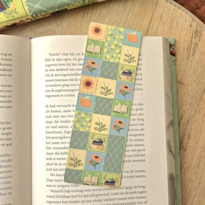 Summer Patchwork Paper Bookmark - Traditional Bookmarks - Book Fan Gift - Home Decor - Present - Bookworm Gift Ideas