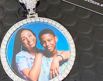 Colgante con foto personalizado: collar de plata con foto y circonitas cúbicas