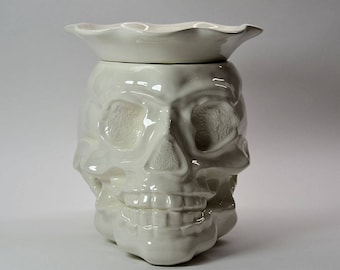 African Violet Self Watering Pot White Skull