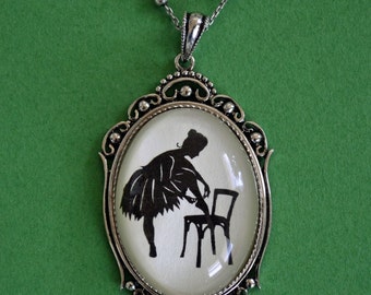 ANNA PAVLOVA Necklace - pendant on chain - Silhouette Jewelry