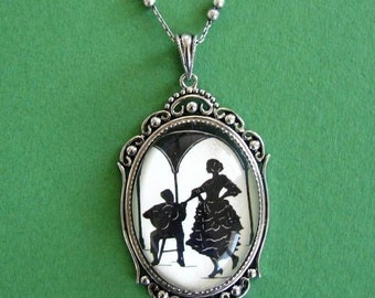 A NIGHT IN SEVILLE Necklace - pendant on chain - Silhouette Jewelry