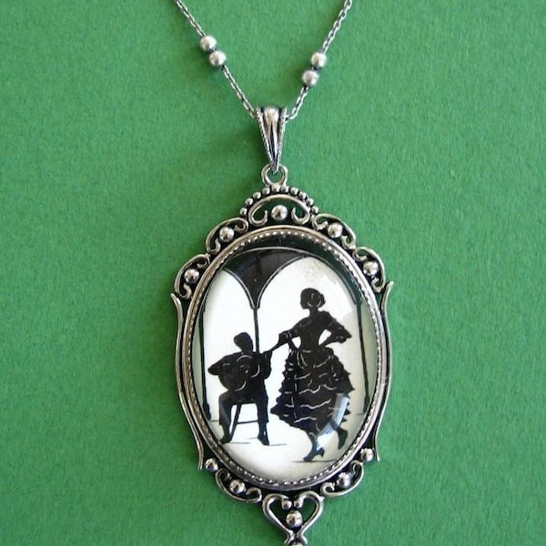 A NIGHT IN SEVILLE Necklace - pendant on chain - Silhouette Jewelry