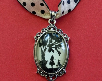 ALICE IN WONDERLAND Choker Necklace, pendant on ribbon - Silhouette Jewelry