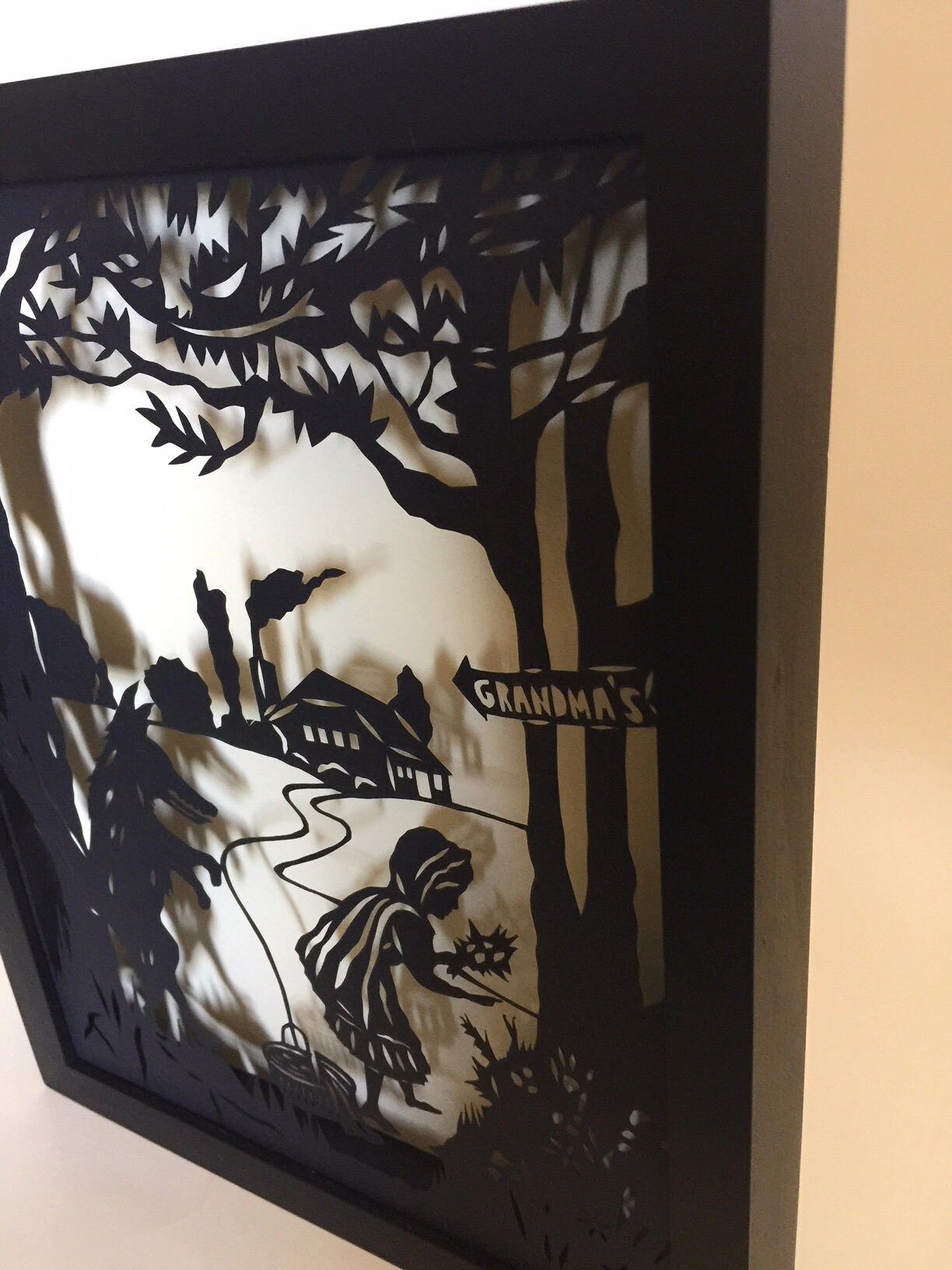 童話の森　シャドーボックス　アンティーク　絵画　オリジナル　一点物　赤ずきん 赤ずきん 切り絵 シャドーボックス入り - 手切りシルエット、額
