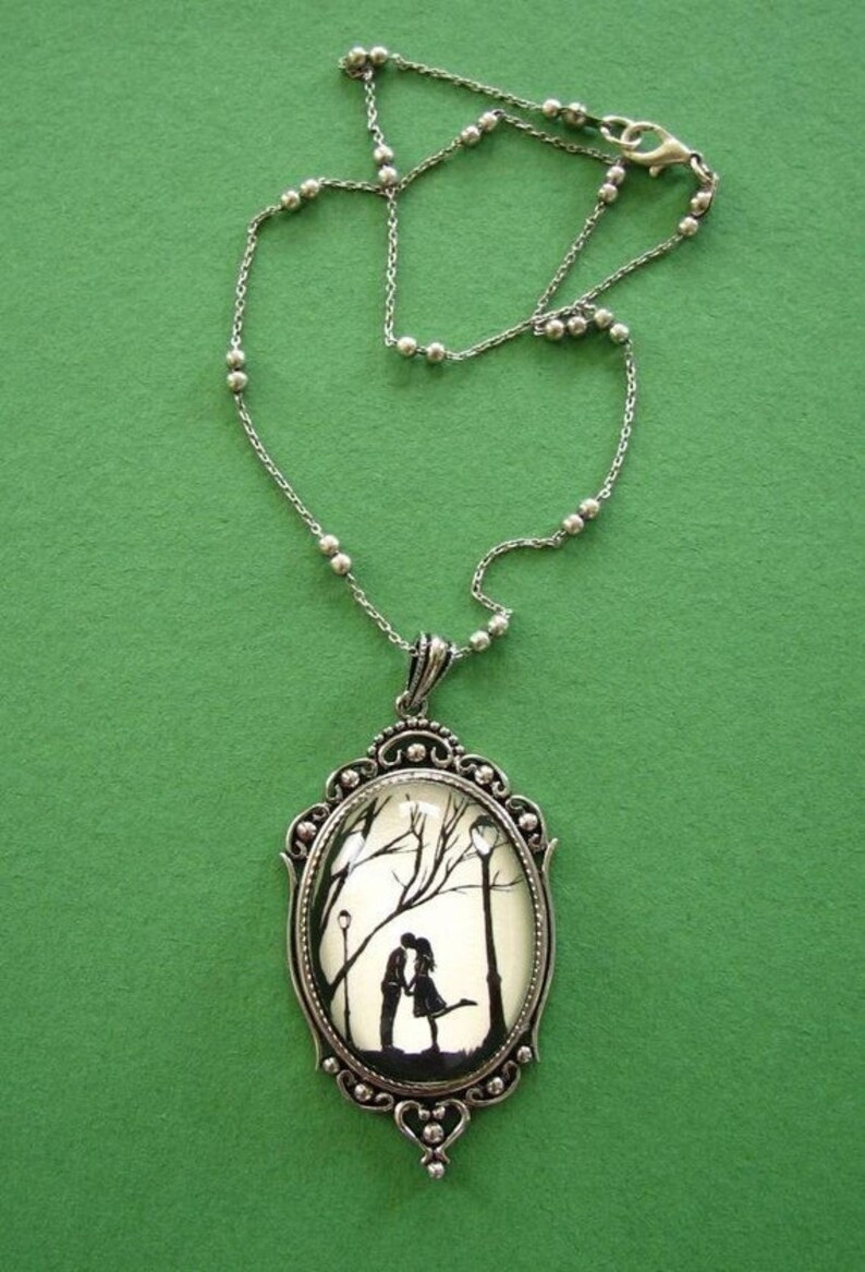 AUTUMN KISS Necklace pendant on chain Silhouette Jewelry image 2