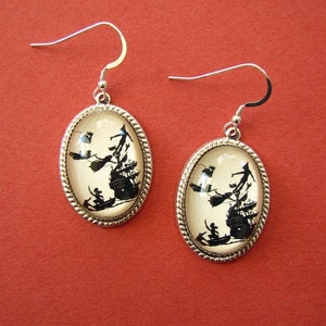 PETER PAN Earrings Silhouette Jewelry image 1