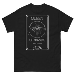 Camiseta Tarot Negra ''Reina de Bastos''
