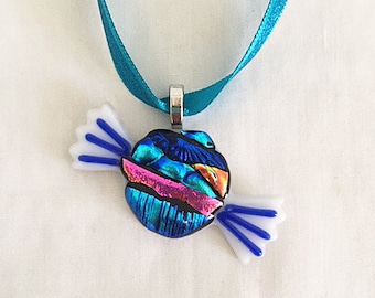 Verschmolzenes Glas Dichroic Candy Ornament, Baum Dekor, Geschenk zum Aufhängen