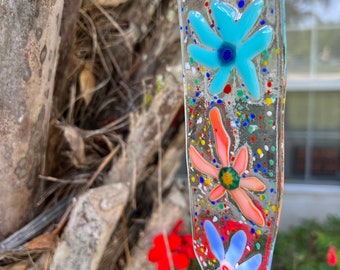 Fusing Glass WindSpinner, Tropische Blumen, Garten, Türkis, Koralle, Immergrün