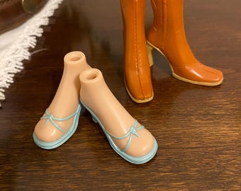 Vintage Bratz Shoes Lot - Turquoise Sandals & Brown Heel Boots - Doll Accessories
