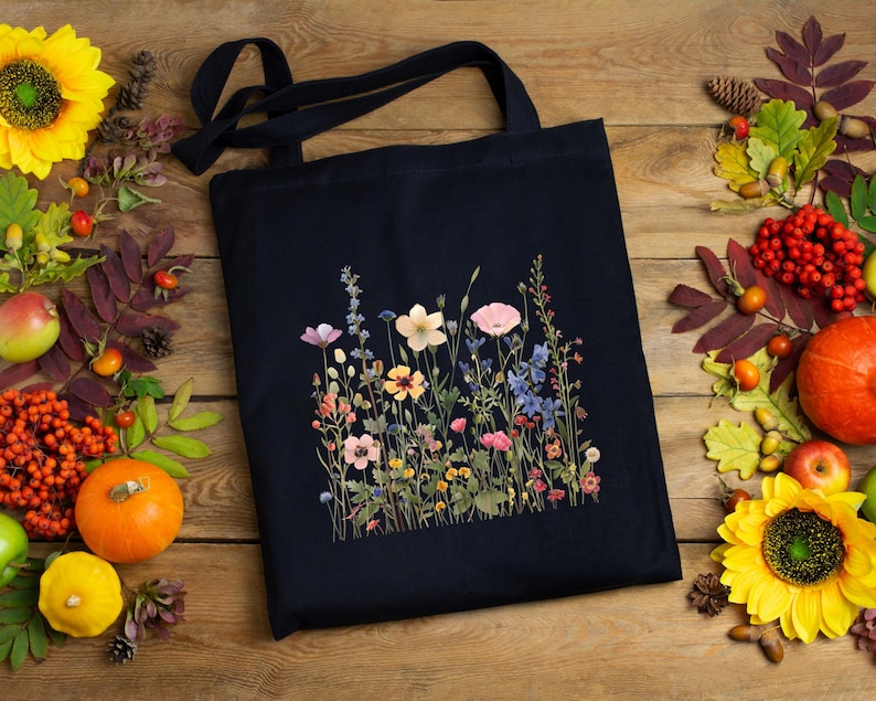 Vintage Wildflowers Tote Bag, Aesthetic Tote Bag, Floral Gift For Her, Wildflower Tote Bag, Cute Flowers Tote, Floral Tote Bag Gift For Mom image 2