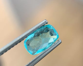 Tormalina Paraiba naturale da 0,82 ct – Taglio ovale – Gemma pregiata per anelli o gioielli delicati