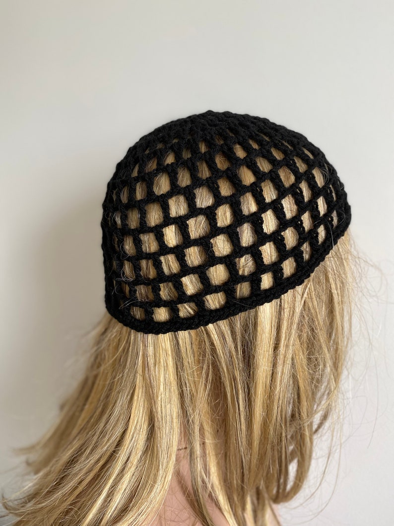 Crochet Black Mesh Hat, All Color Skull Cap, Netted Mesh Beanie, Handmade hat, Mesh Beanie zdjęcie 3