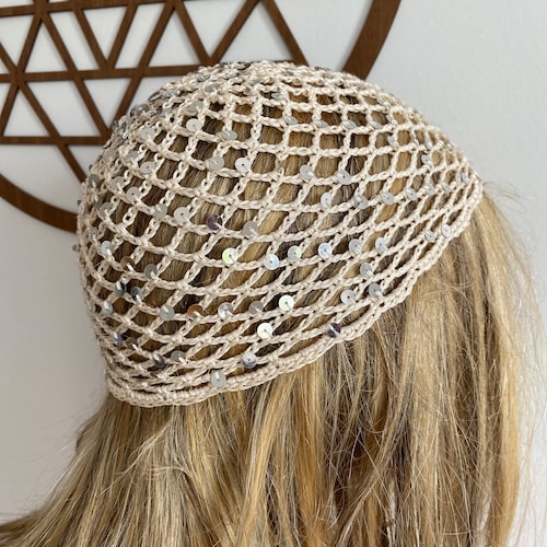 Gorro de lentejuelas de ganchillo – Gorro bohemio, de algodón con malla, gorro de festival hecho a mano, gorro de malla con lentejuelas