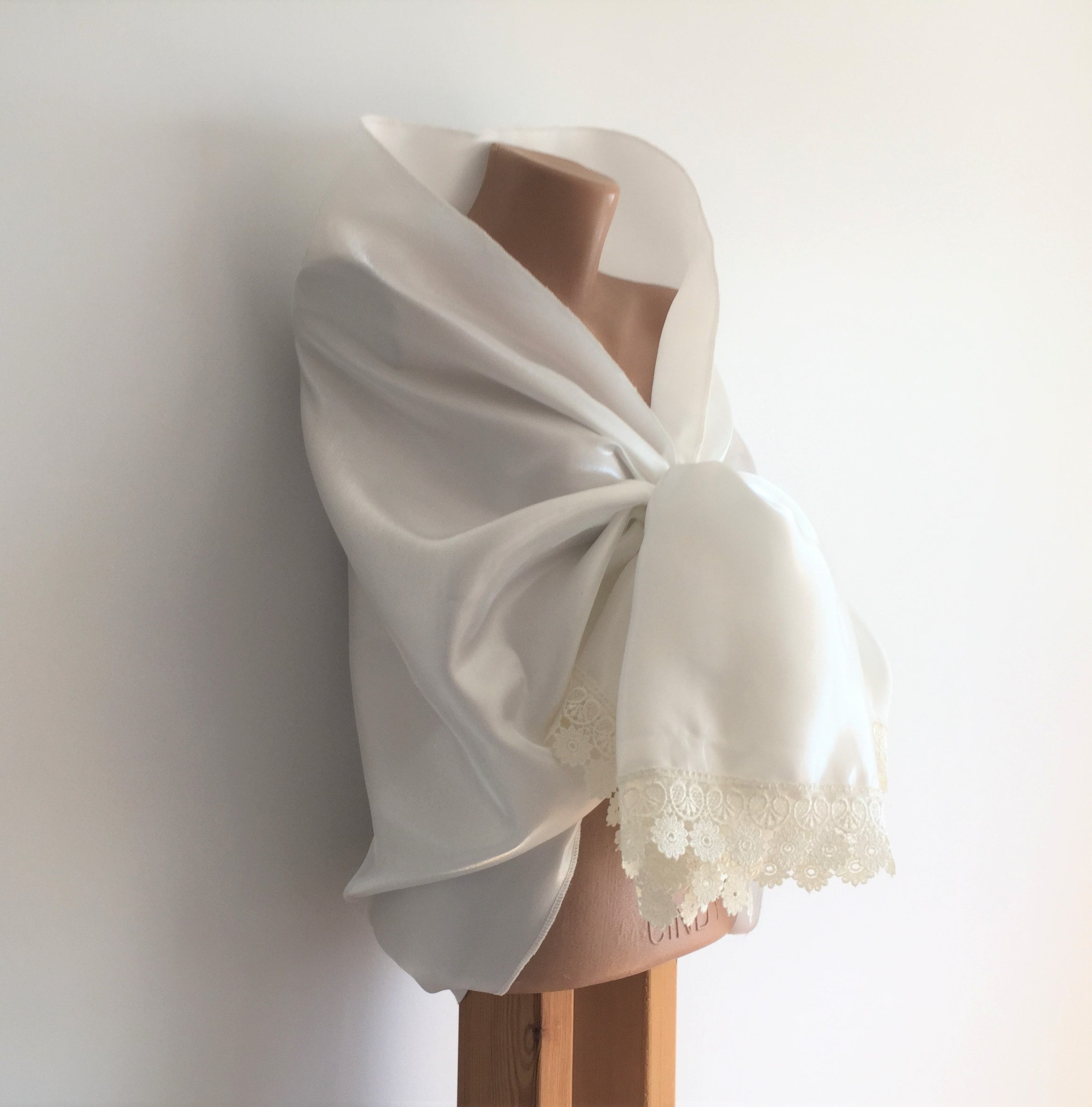 womens white shawl wrap