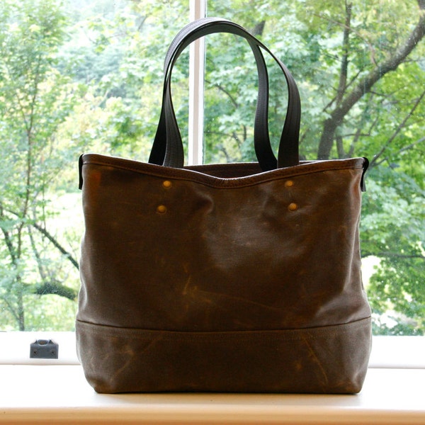 sale - ready to ship - FIELD TOTE  with laptop pocket & closure - waxed canvas bag - five pockets - unisex