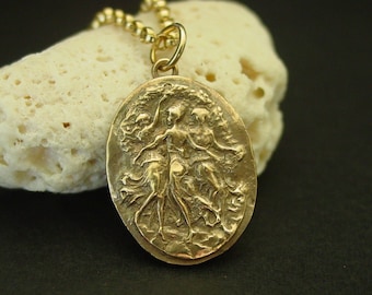 Le collier des trois grâces - bijoux victoriens anciens - camée victorien des trois grâces - trois déesses - camée trois muses