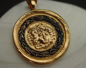 Medusa Necklace - Medusa Pendant - Medusa Medallion - Gorgon Intaglio - Antique Cameo Jewelry - Percy Jackson - Gorgone Meduse