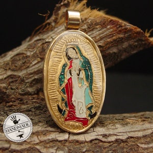 Collar Virgen de Guadalupe - Nuestra Señora de Guadalupe - Vierge Marie Virgen María - Señora Guadalupe - Colgante Cloisonne pintado a mano