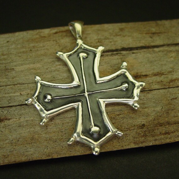 Antiqued Cross Charm or Pendant Antique Sterling Silver Fleuree Design Antiqued Cross Charm or Pendant Antique Sterling Silver Fleuree Design