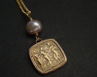 Odysseus and Penelope Necklace - Ithaca- Antique Cameo Jewelry - Victorian Pink Pearl Necklace - Intaglio - Greek Mythology