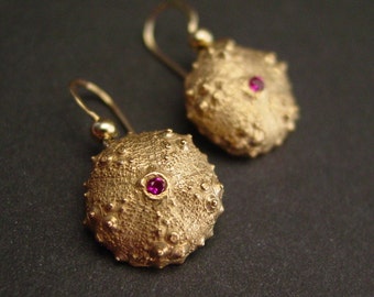 Sea Urchin Earrings with Rubies - Handcrafted Seashell Earrings - Beach Jewelry - Oursin - Bijoux Coquillage